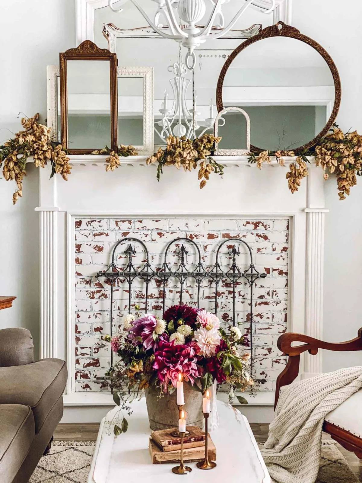 Fireplace mantel